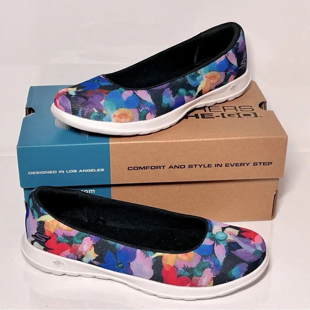 SkechersโGOwalk Lite Blossom Washable KnitโSkimmers